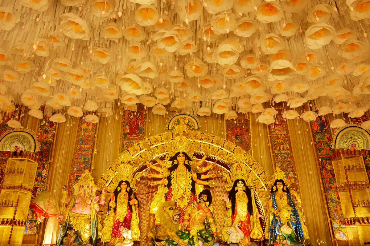 Decorative festival lighting