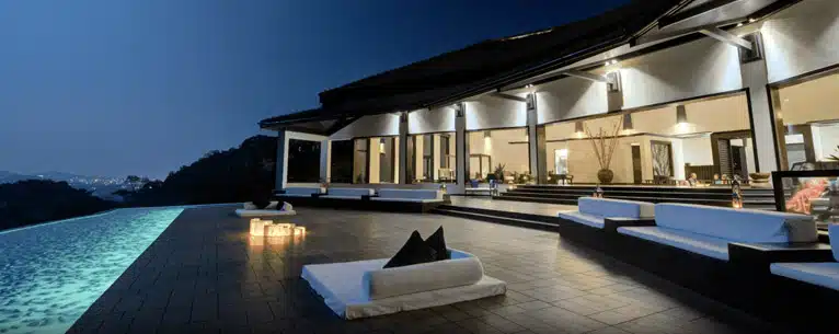 Top 10 Luxurious 7 Star Hotels in India - Facts & Travel Guide