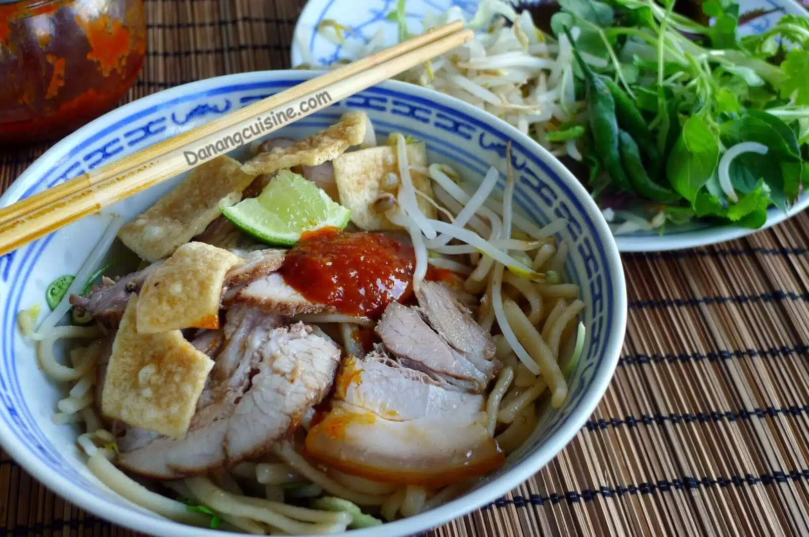 Image result for Cao lau vietnam hd