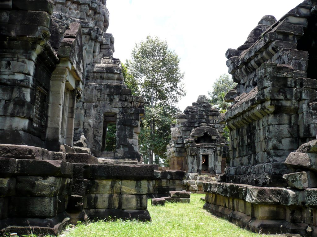 Angkor Wat Tour Complete Guide