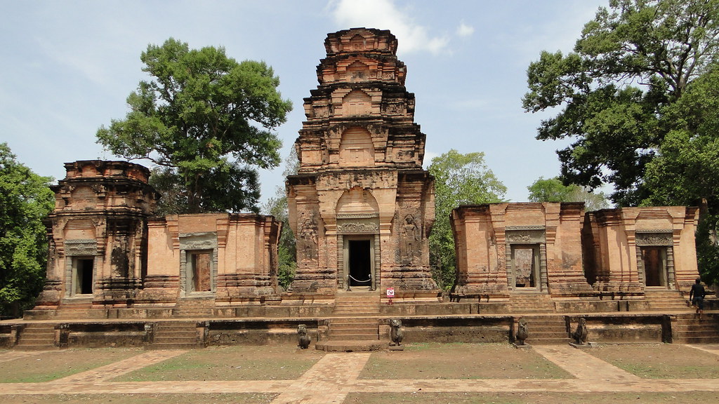 Angkor Wat Tour Complete Guide