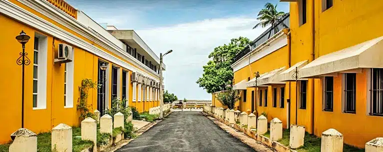Discover The HIDDEN GEMS of The Incredible French Colony PONDICHERRY!
