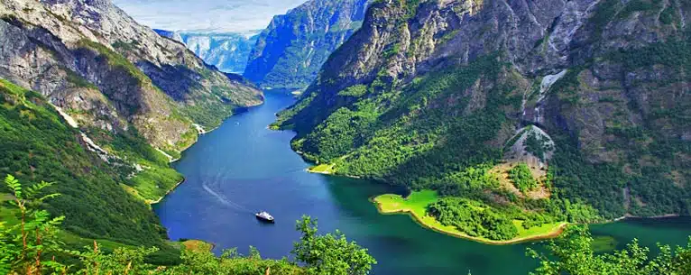Discover the Best Nordic Country to Visit for Unforgettable Adventures