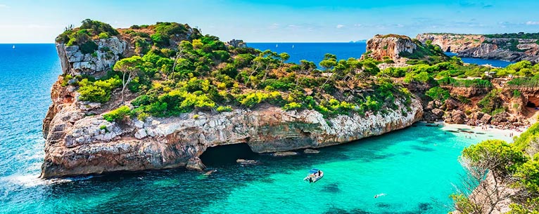 Top Places to visit in Spain : Your Ultimate Travel Guide