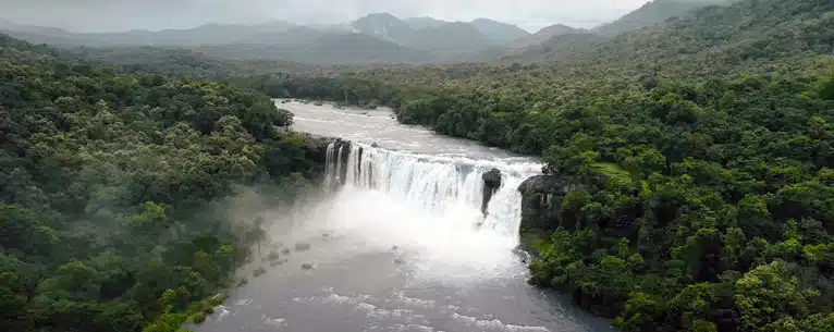 6 Best Places To Visit In Rainy Season in Kerala