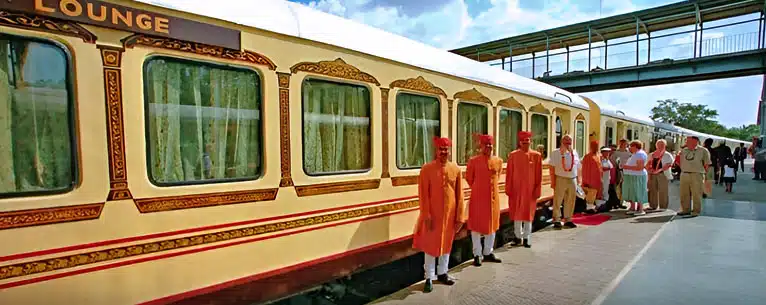 Find THE BEST Luxury Train In India For You 
