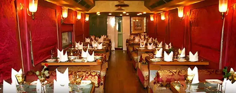 Find THE BEST Luxury Train In India For You 