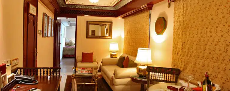Find THE BEST Luxury Train In India For You 