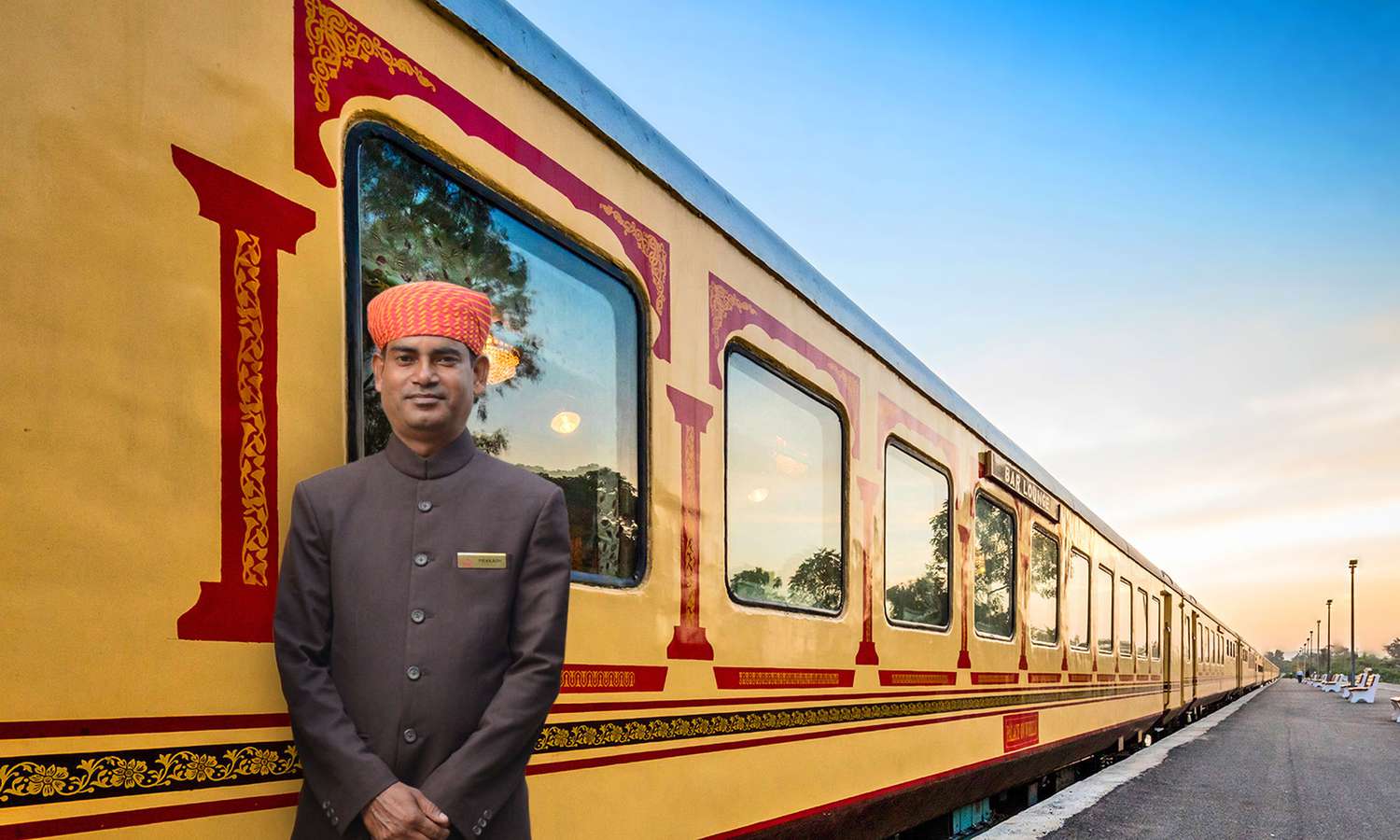 Hospitality in Palace on Wheels
