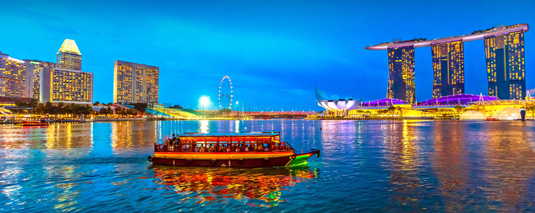 Colourful Singapore River Cruise Boat