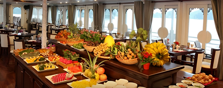 Buffet Meal on Halong Bay Cruise