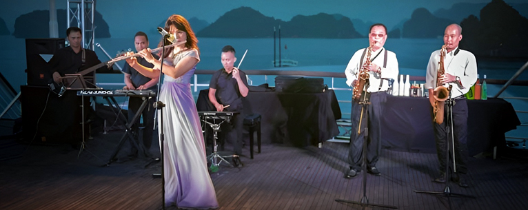 Live Music aboard Halong Bay Cruise