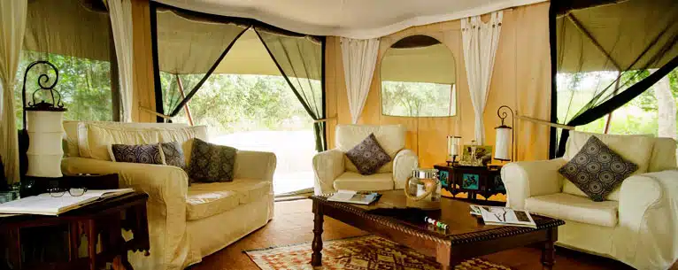 Maasai Mara : Best Stays, Game Drives and More