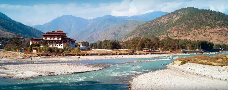 Best country to visit in October