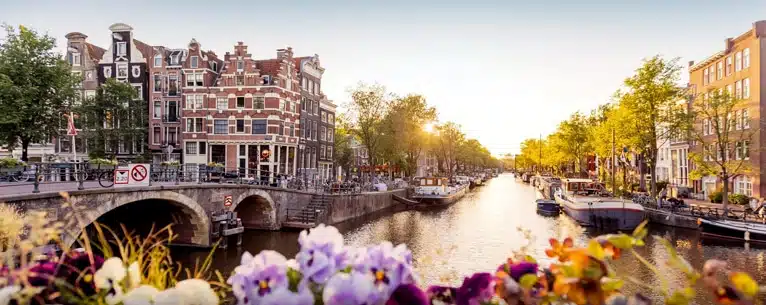 Best honeymoon destinations in the world – Romantic escapes you’ll never forget