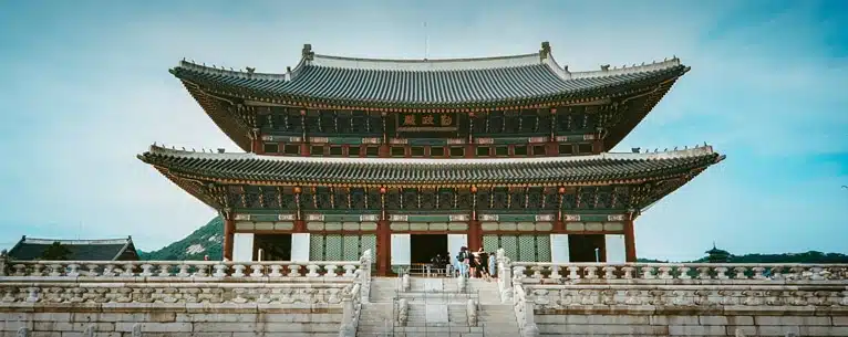 South Korea travel tour packages: Explore the land of K-pop, culture & cuisine