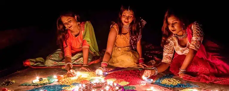 Discover the vibrant Culture of India