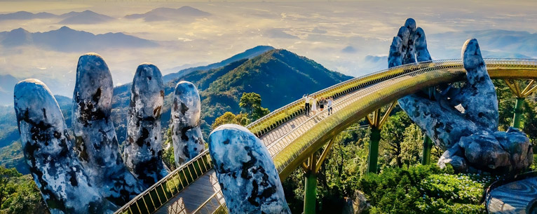 Attractions in Da Nang: A detailed guide to Marble Mountain, must-see sights, beaches and resorts