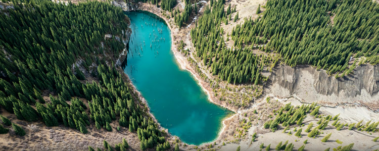 Kaindy Lake: A world in itself