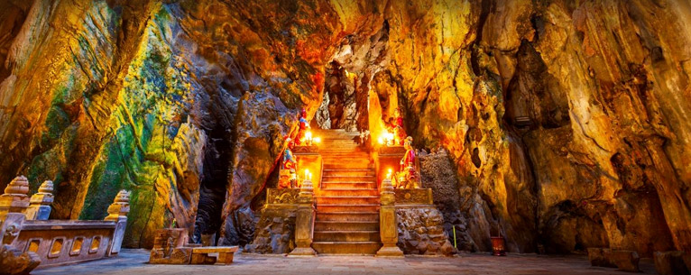 Attractions in Da Nang: A detailed guide to Marble Mountain, must-see sights, beaches and resorts