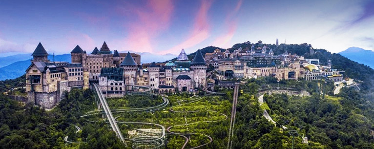 Attractions in Da Nang: A detailed guide to Marble Mountain, must-see sights, beaches and resorts