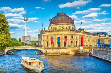EASTERN EUROPE DISCOVERY JOURNEY